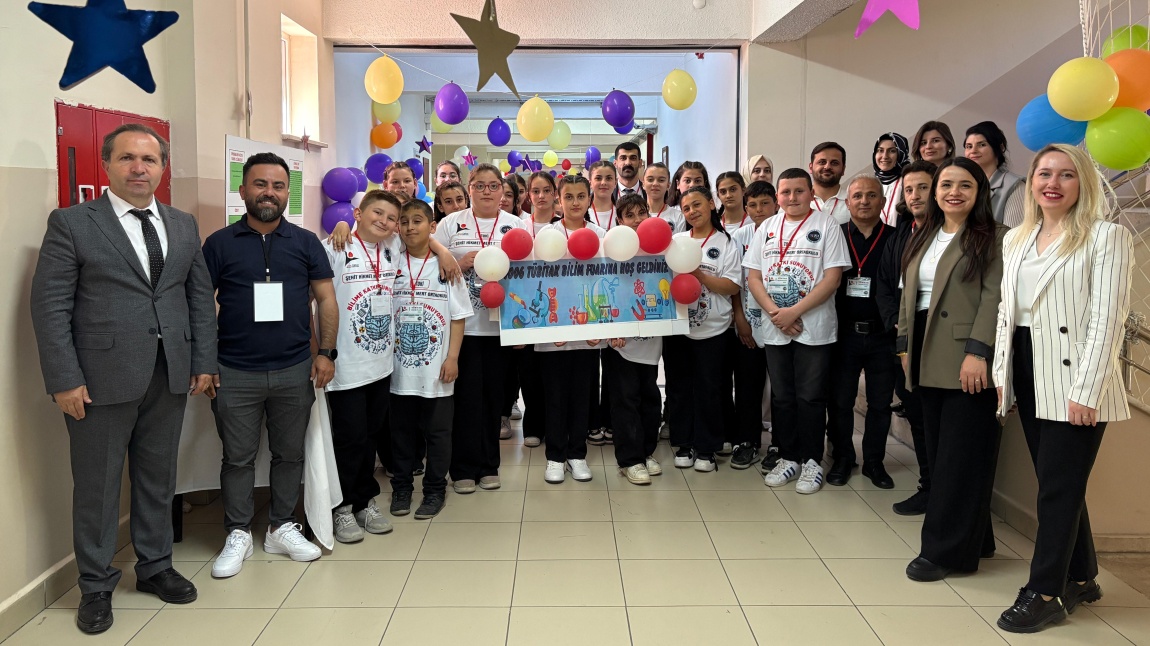 4006 TÜBİTAK BİLİM ŞENLİĞİMİZİ YAPTIK